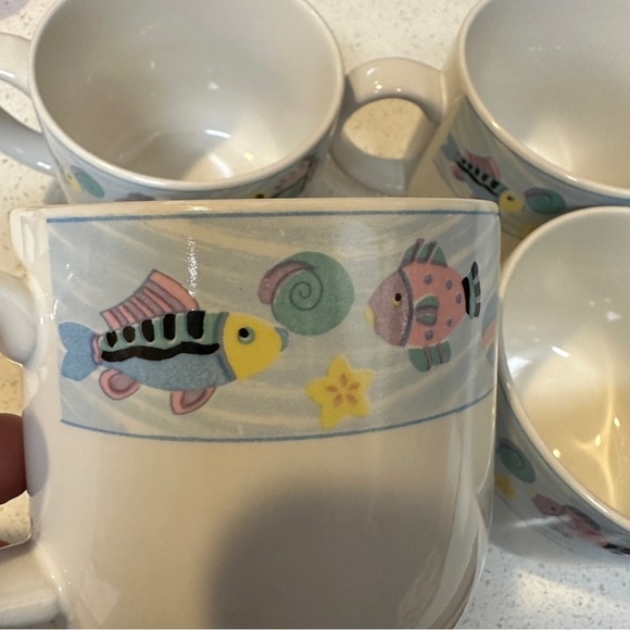 Vintage 1991 Vitromaster Sea Side Pattern Set of Four Coffee Mugs - Picture 8 of 14